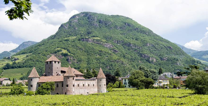 Vendet e vizitueshme në Tirolin e Jugut - Castel Mareccio në Bozen